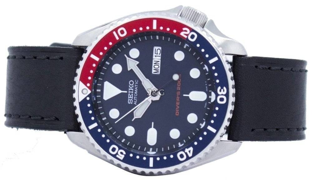 Seiko Automatic movement White Leather Male SKX009K1-var-LS8. A brand-new Seiko watch featuring a White dial and a Leather strap. Side view. - view 5