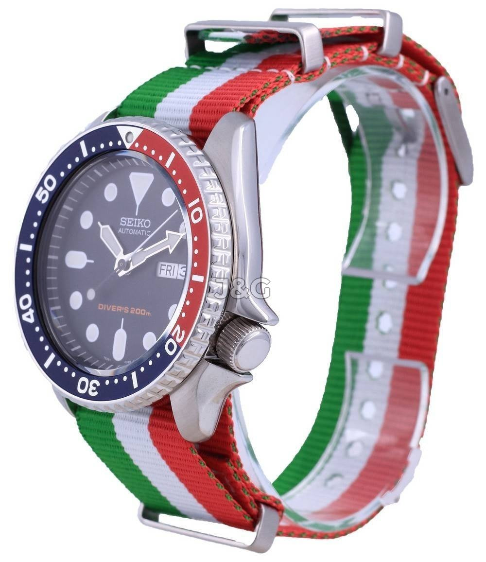 Seiko Automatic movement White Male SKX009K1-var-NATO23. A brand-new Seiko watch featuring a White dial. Side view. - view 3