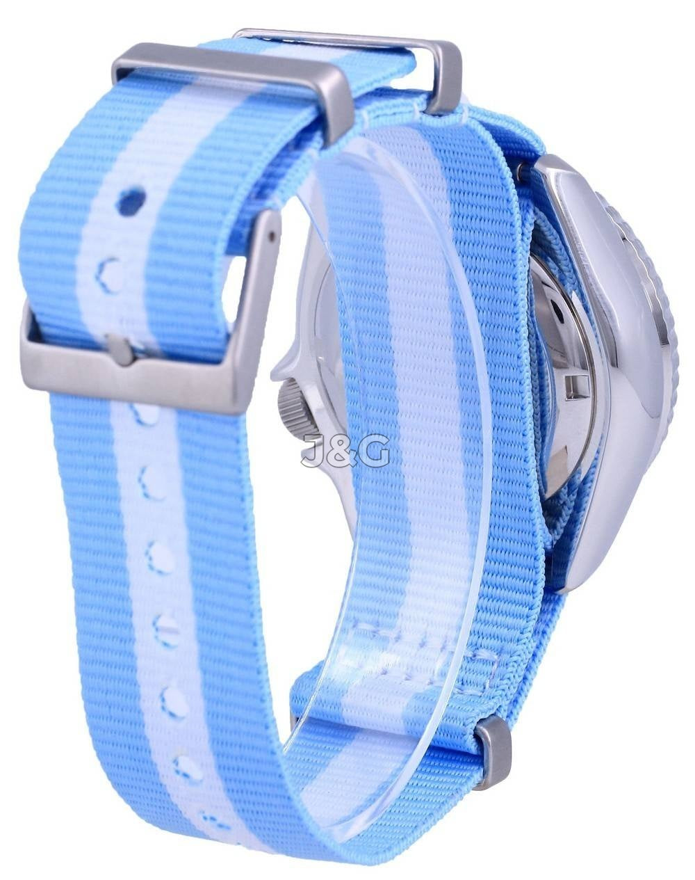 Seiko Automatic movement White Stainless steel Male SKX009K1-var-NATO24. A brand-new Seiko watch featuring a White dial and a Stainless steel strap. Front view. - view 4