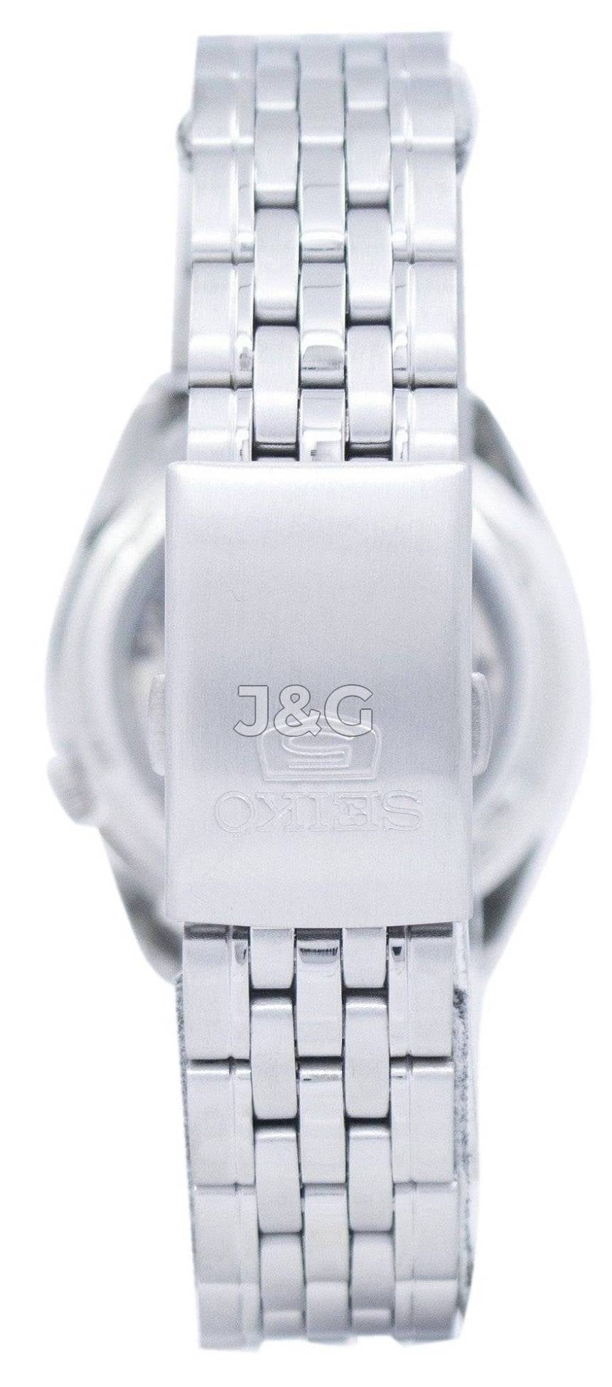 Seiko Automatic movement White Stainless steel Male SNK369K1. A brand-new Seiko watch featuring a White dial and a Stainless steel strap. Angled view. - view 4