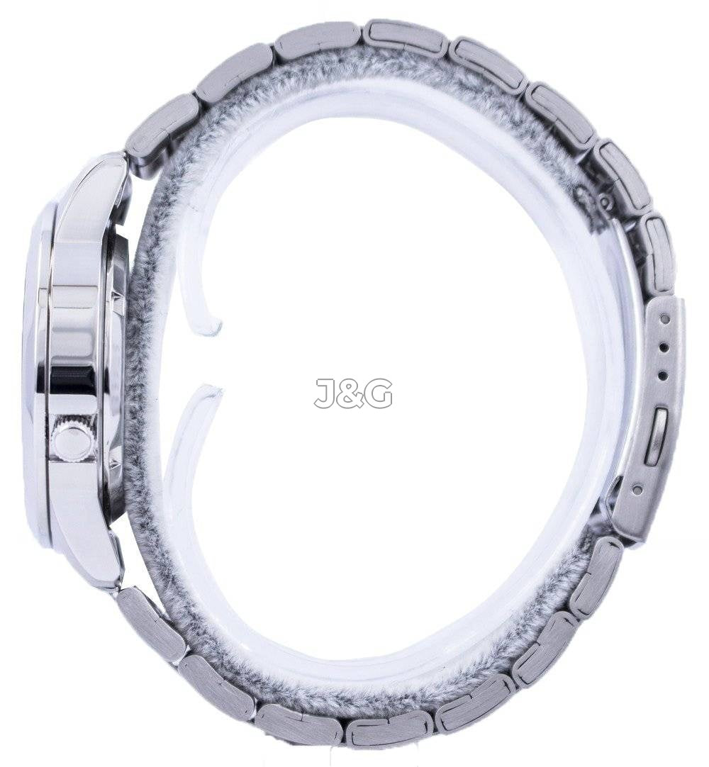 Seiko Automatic movement White Stainless steel Male SNKE53J1. A brand-new Seiko watch featuring a White dial and a Stainless steel strap. Front view. - view 3