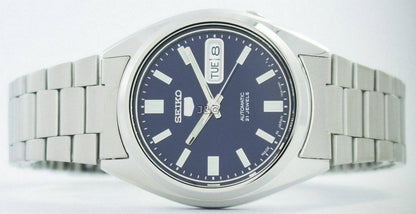 Seiko Automatic movement White Stainless steel Male SNXS77J1. A brand-new Seiko watch featuring a White dial and a Stainless steel strap. Side view. - view 5