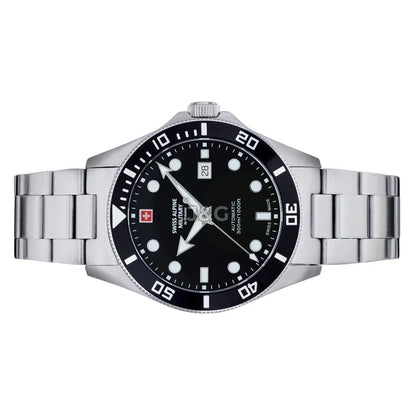 Swiss Alpine Military Automatic movement Black Stainless steel Male 7095.2137.-.GW. A brand-new Swiss Alpine Military watch featuring a Black dial and a Stainless steel strap. Side view. - view 2