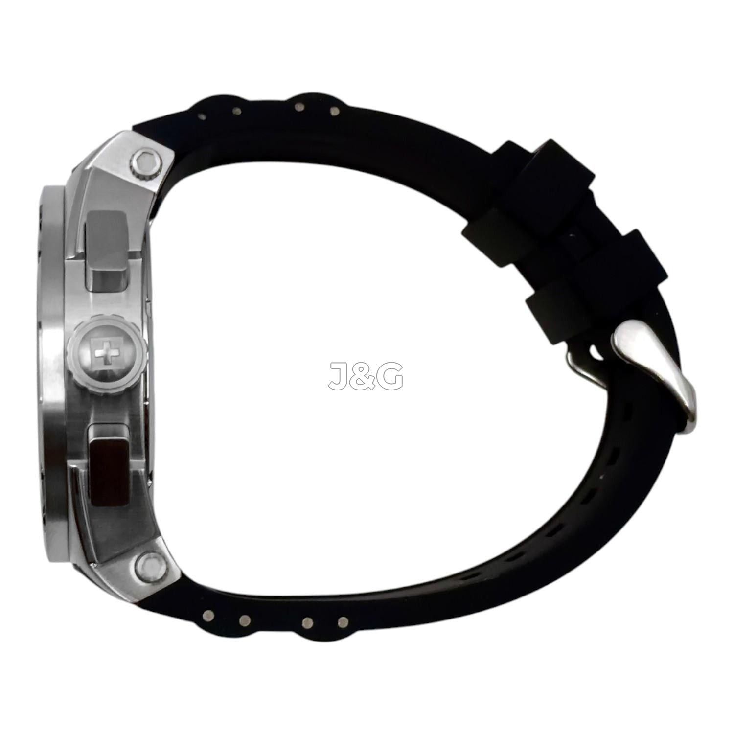 Swiss Alpine Military Aviator Luminous hands Black Rubber Male 7033.9837.-.GW. A brand-new Swiss Alpine Military Aviator watch featuring a Black dial and a Rubber strap. Side view. - view 2