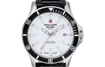 Swiss Alpine Military Challenger Quartz movement Silver Leather Male 7022.1532.-.GW. A brand-new Swiss Alpine Military Challenger watch featuring a Silver dial and a Leather strap. Front view. - view 2