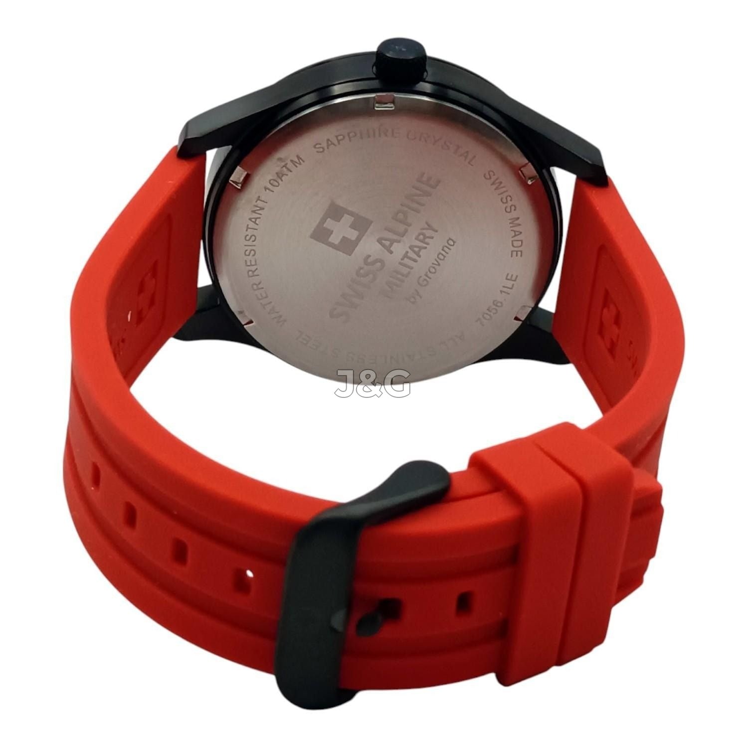 Swiss Alpine Military Combat Luminous hands Black Rubber Male 7056.1876.-.GW. A brand-new Swiss Alpine Military Combat watch featuring a Black dial and a Rubber strap. Angled view. - view 4