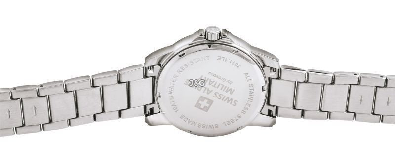 Swiss Alpine Military Leader Date display Black Stainless steel Male 7011.1137.-.GW. A brand-new Swiss Alpine Military Leader watch featuring a Black dial and a Stainless steel strap. Side view. - view 3