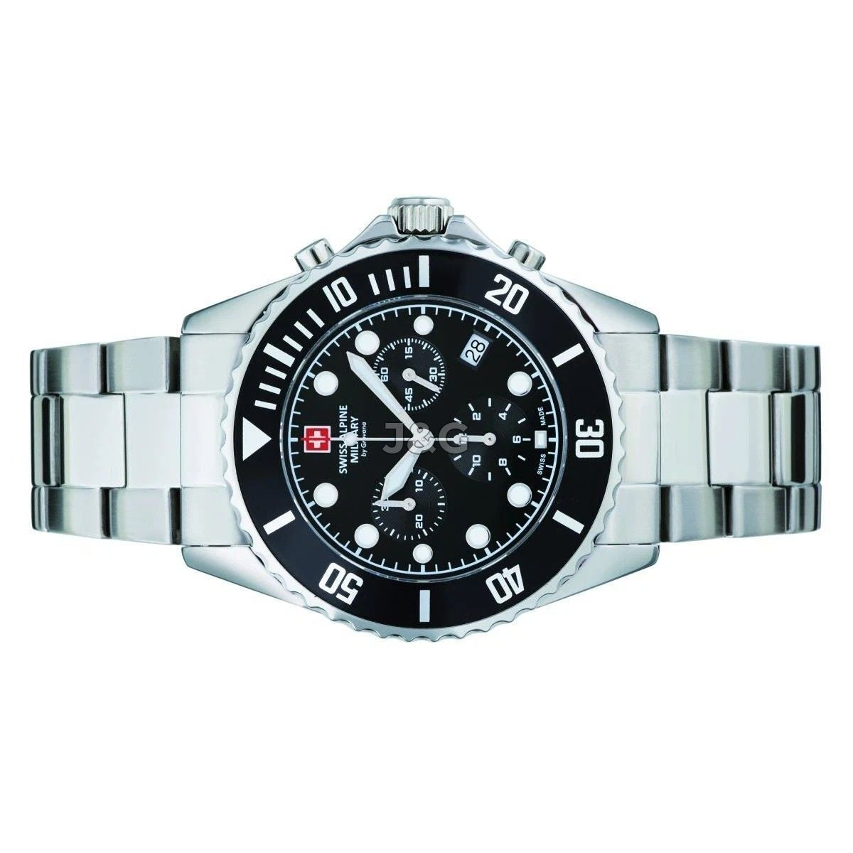 Swiss Alpine Military Master Diver Quartz movement Black Stainless steel Male 7053.9137.-.GW. A brand-new Swiss Alpine Military Master Diver watch featuring a Black dial and a Stainless steel strap. Front view. - view 3