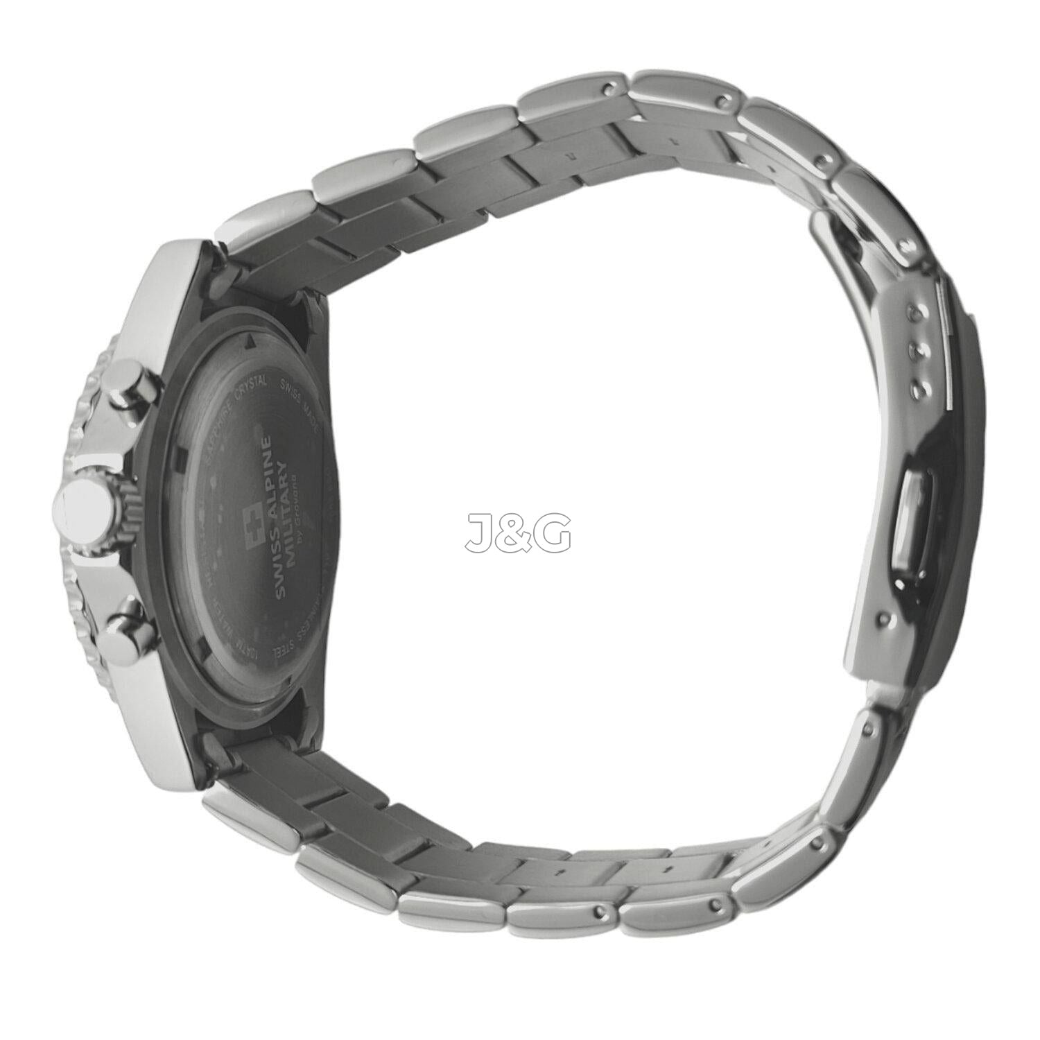 Swiss Alpine Military Master Diver Quartz movement Blue Stainless steel Male 7053.9135.-.GW. A brand-new Swiss Alpine Military Master Diver watch featuring a Blue dial and a Stainless steel strap. Side view. - view 2