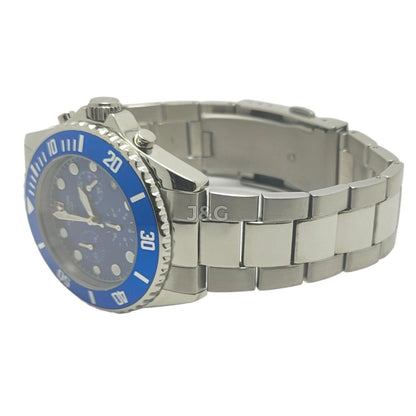 Swiss Alpine Military Master Diver Quartz movement Blue Stainless steel Male 7053.9135.-.GW. A brand-new Swiss Alpine Military Master Diver watch featuring a Blue dial and a Stainless steel strap. Side view. - view 4