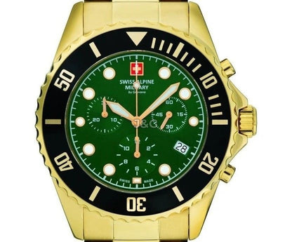 Swiss Alpine Military Master Diver Quartz movement Green Stainless steel Male 7053.9114.-.GW. A brand-new Swiss Alpine Military Master Diver watch featuring a Green dial and a Stainless steel strap. Angled view. - view 2