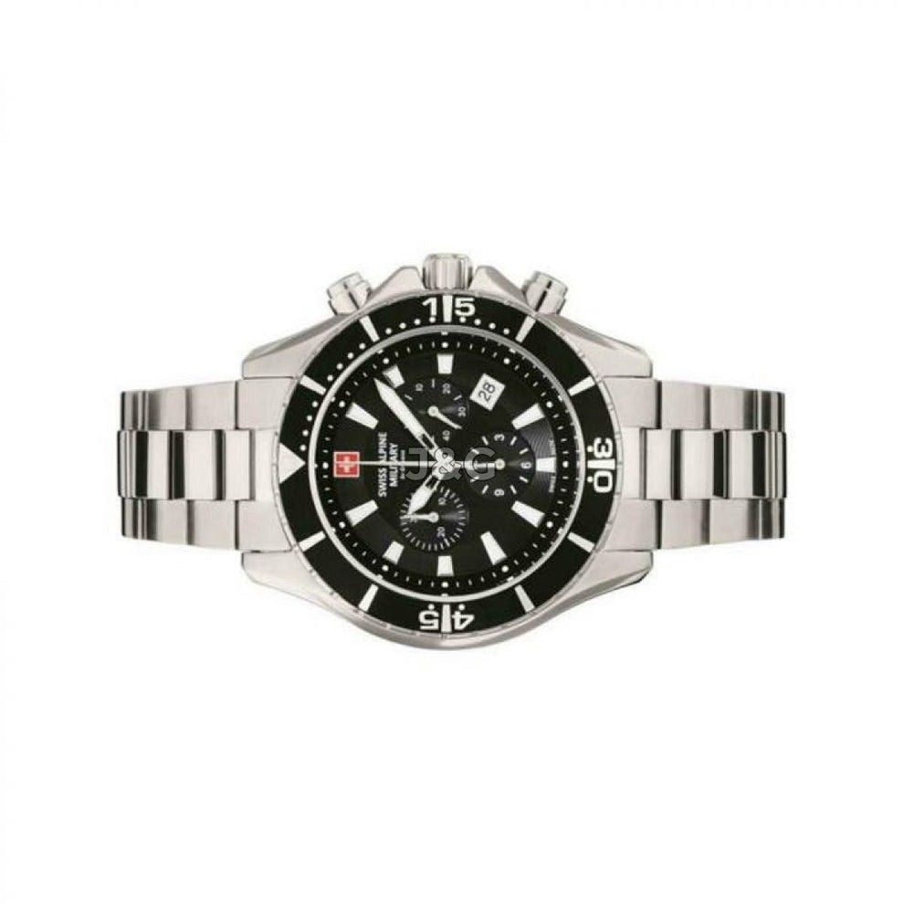 Swiss Alpine Military Nautilus Date display Black Stainless steel Male 7040.9137.-.GW. A brand-new Swiss Alpine Military Nautilus watch featuring a Black dial and a Stainless steel strap. Angled view. - view 2