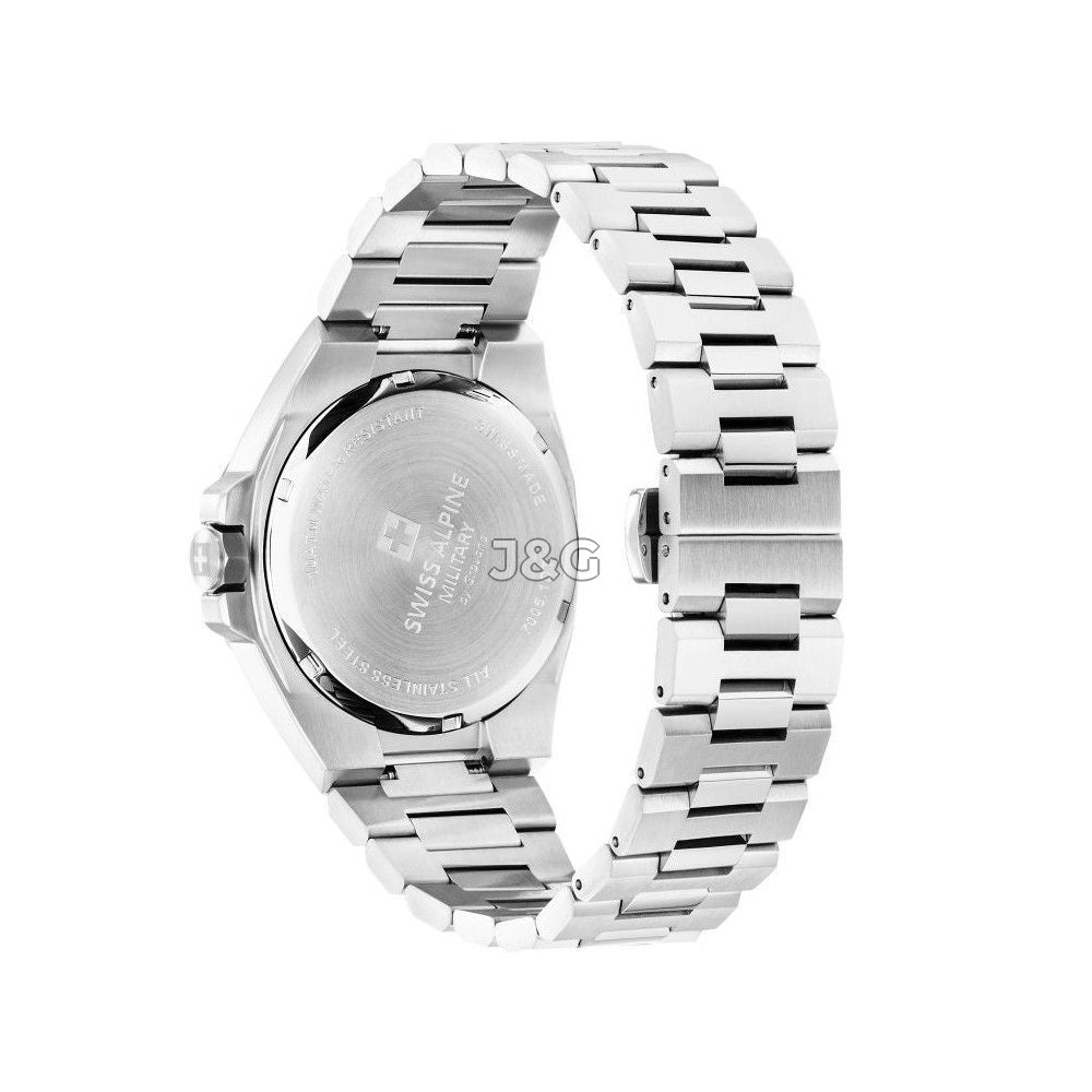 Swiss Alpine Military Typhoon Quartz movement Green Stainless steel Male 7005.1134.-.GW. A brand-new Swiss Alpine Military Typhoon watch featuring a Green dial and a Stainless steel strap. Front view. - view 4