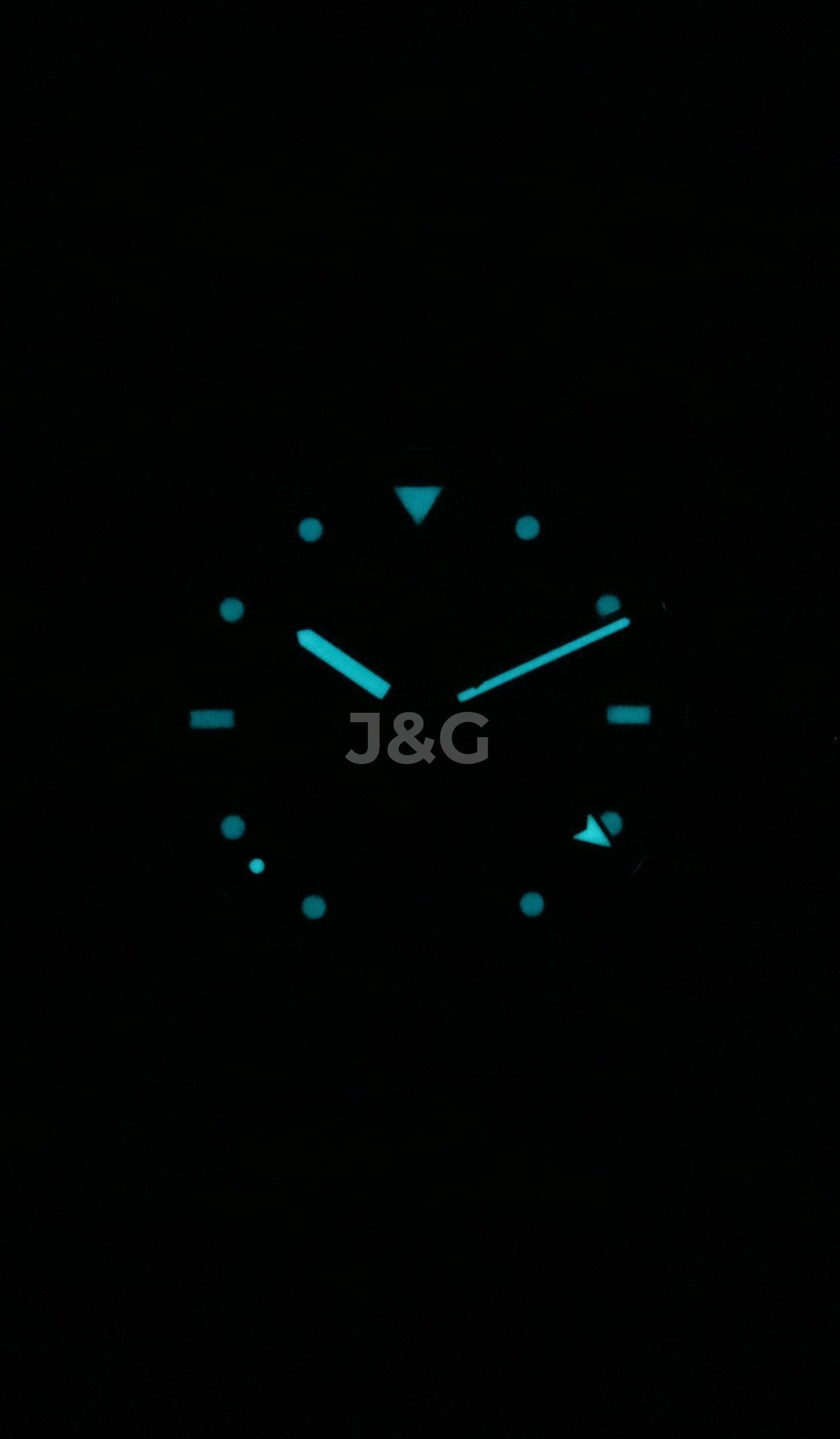 Tissot Date display Black Rubber Male T120.852.17.051.00. A brand-new Tissot watch featuring a Black dial and a Rubber strap. Side view. - view 2