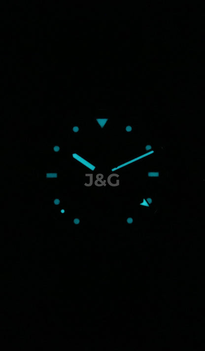 Tissot Date display Black Rubber Male T120.852.17.051.00. A brand-new Tissot watch featuring a Black dial and a Rubber strap. Side view. - view 2