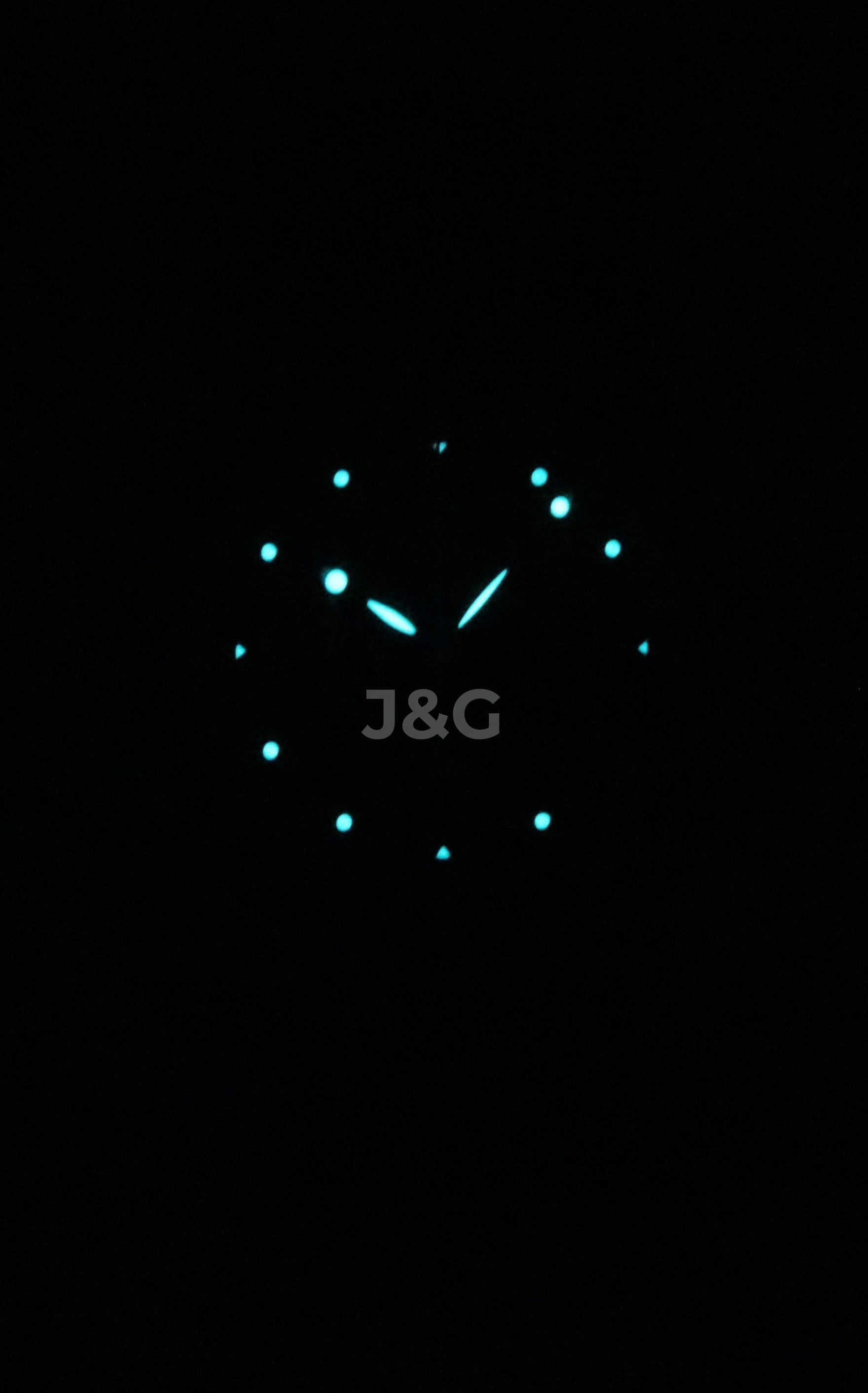 Zeppelin 100 Jahre Alarm Green Leather Male Z86804. A brand-new Zeppelin 100 Jahre watch featuring a Green dial and a Leather strap. Angled view. - view 2